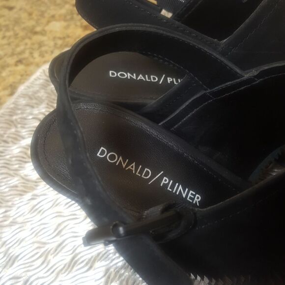 DONALD PLINER "Mylo" Fringe Sandals - Size 9 1/2 - Picture 5 of 6